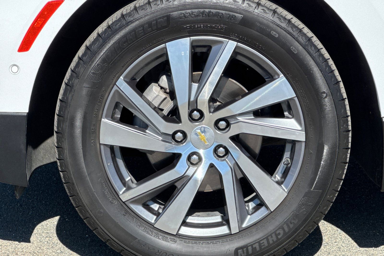 Used 2022 Chevrolet Equinox Premier AWD/4WD image 26