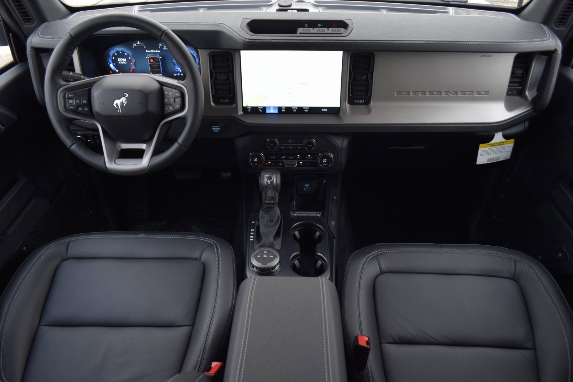 New 2025 Ford Bronco Outer Banks image 7