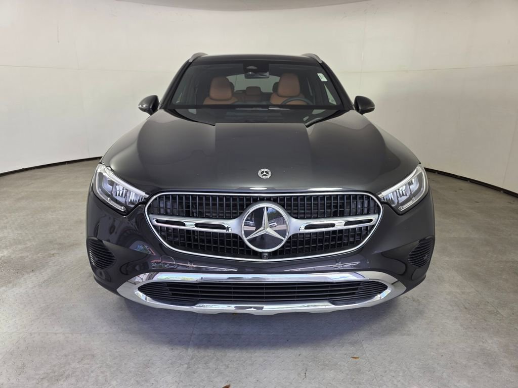 New 2026 Mercedes-Benz GLC 300 image 2
