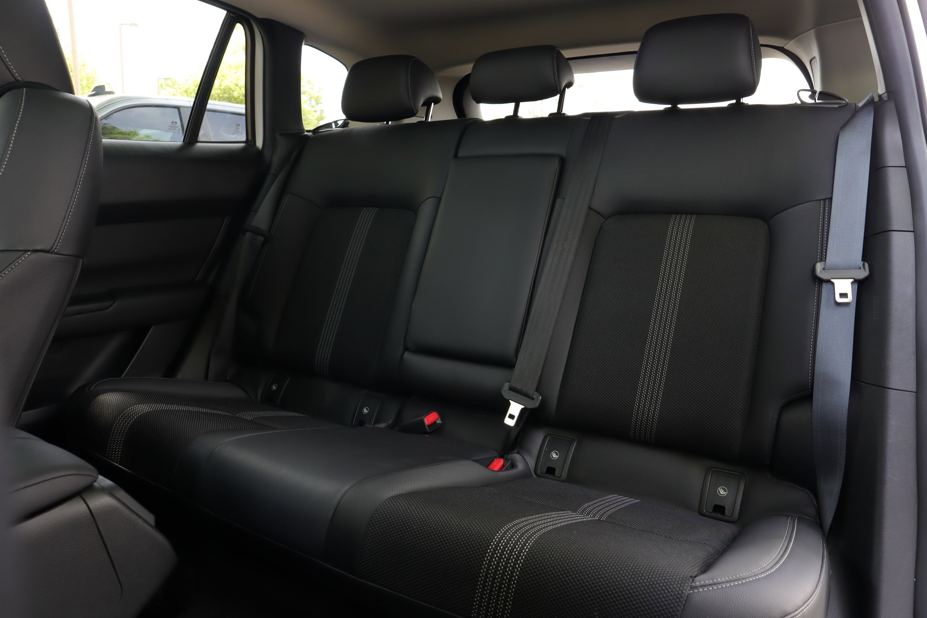 Certified 2024 MAZDA CX-50 AWD 2.5 S w/ Cargo Package image 10