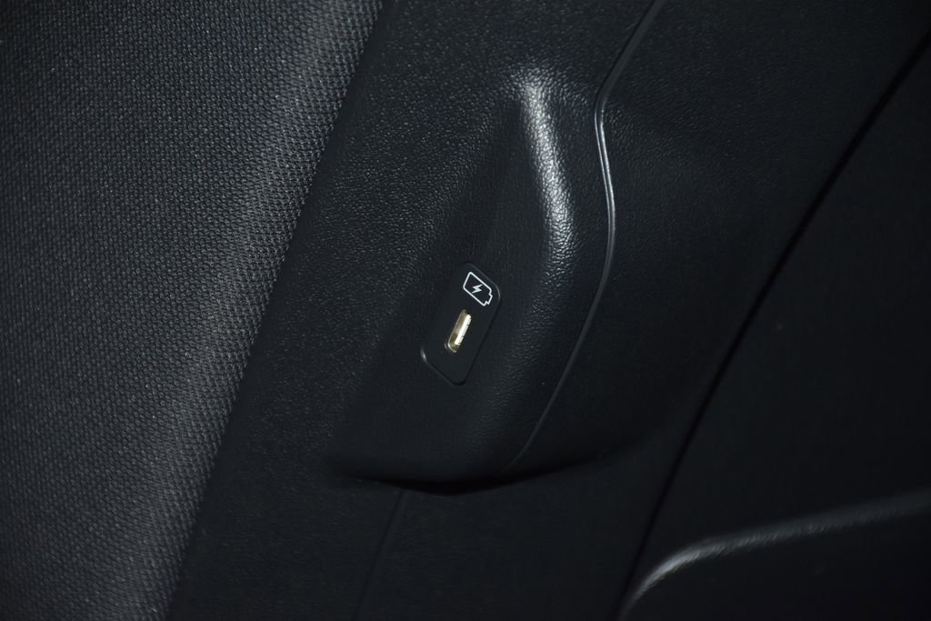 New 2026 Kia Niro LX image 25