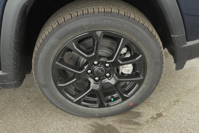 New 2026 Jeep Compass Latitude image 4