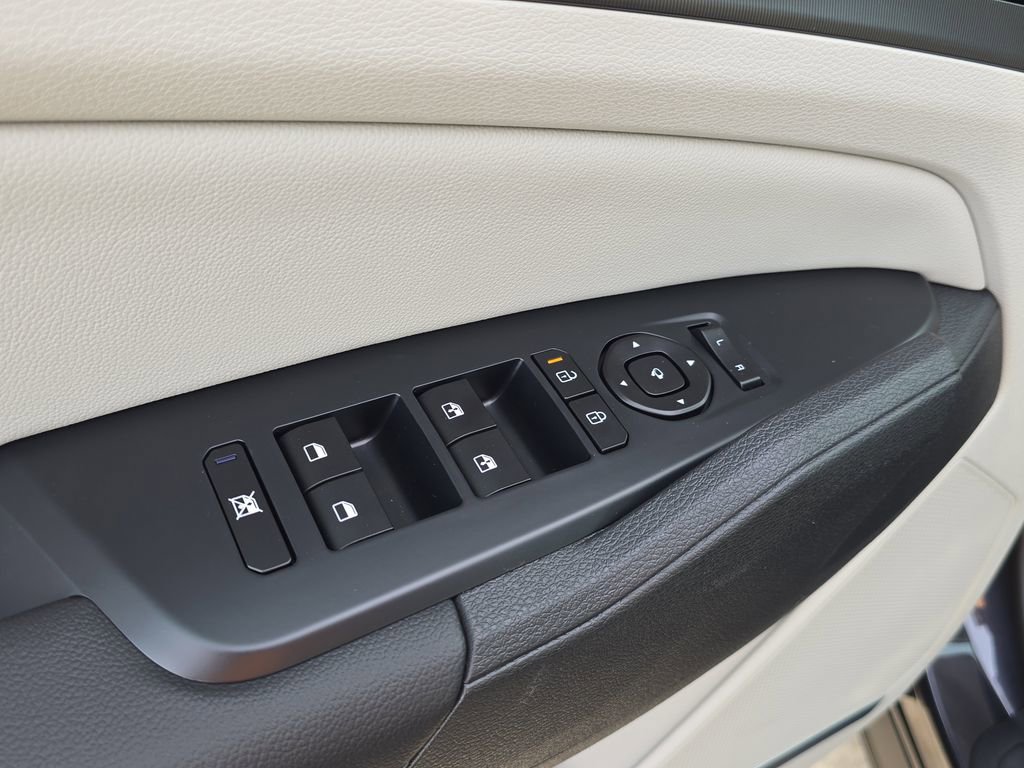 New 2026 Kia Sportage SX image 22