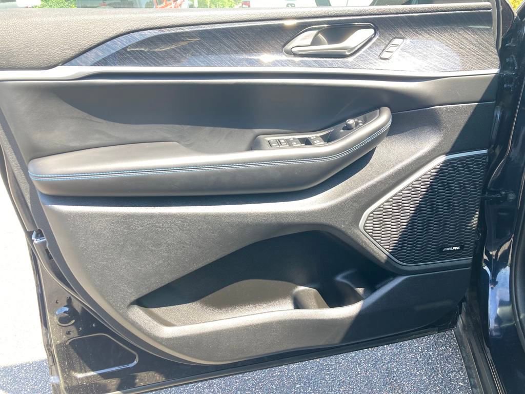 New 2024 Jeep Grand Cherokee Trailhawk w/ Advanced Protech Group II AWD/4WD image 11