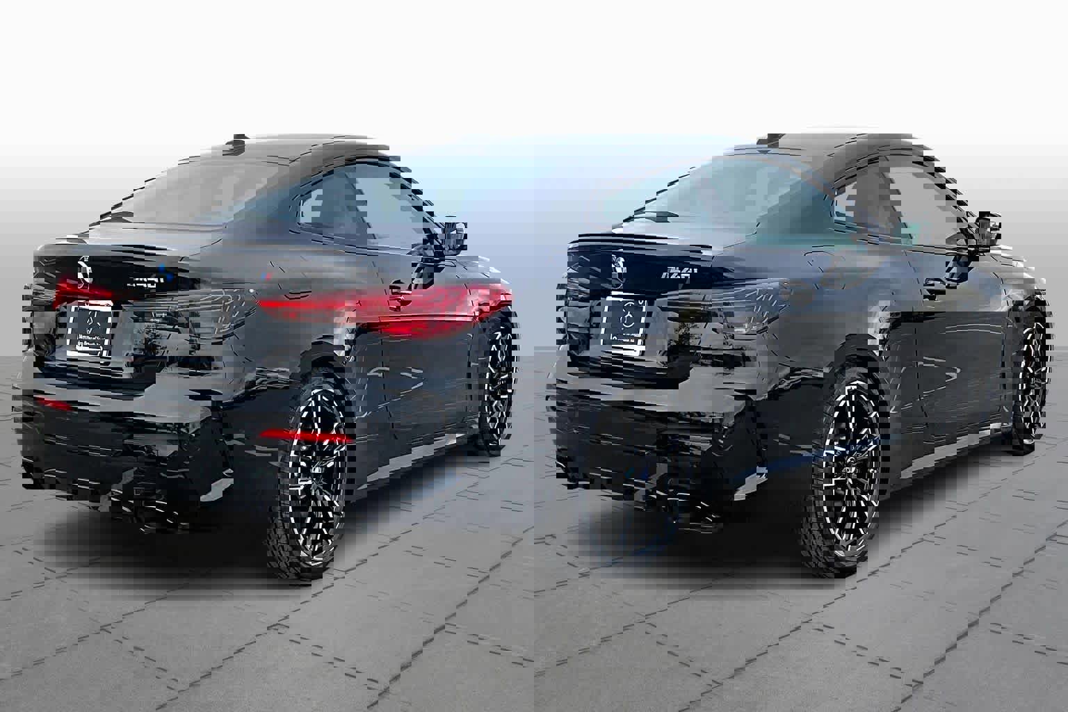 Used 2026 BMW M440i Coupe image 13