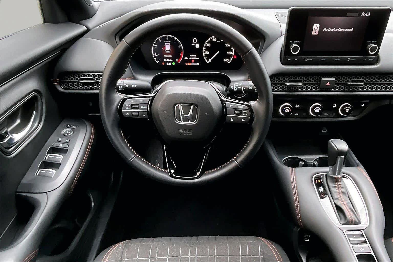 Used 2025 Honda HR-V Sport image 6