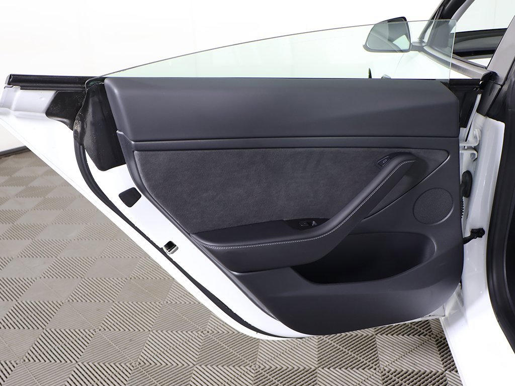 Used 2021 Tesla Model 3 Long Range image 27