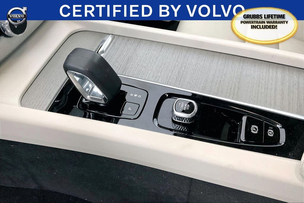 Certified 2023 Volvo XC60 B5 Plus w/ Climate Package image 18