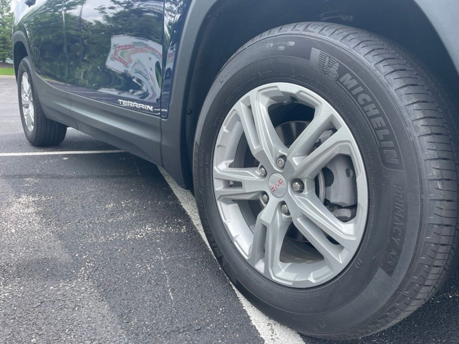Used 2023 GMC Terrain SLE FWD image 27