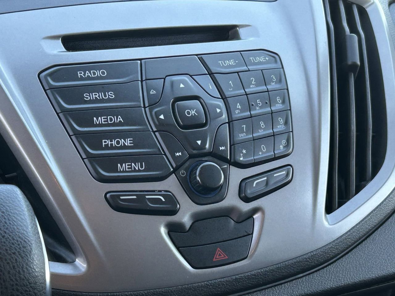 Used 2018 Ford Transit 350 XLT image 25