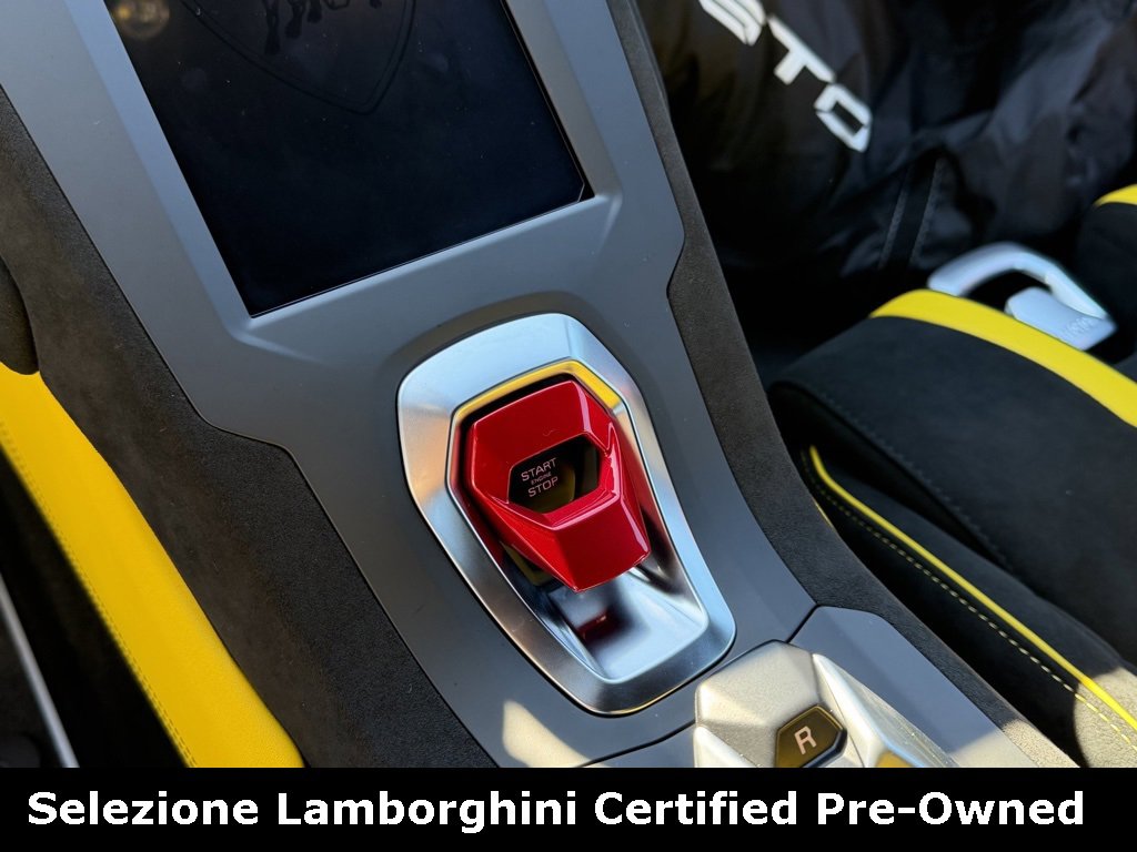 Used 2023 Lamborghini Huracan STO image 36