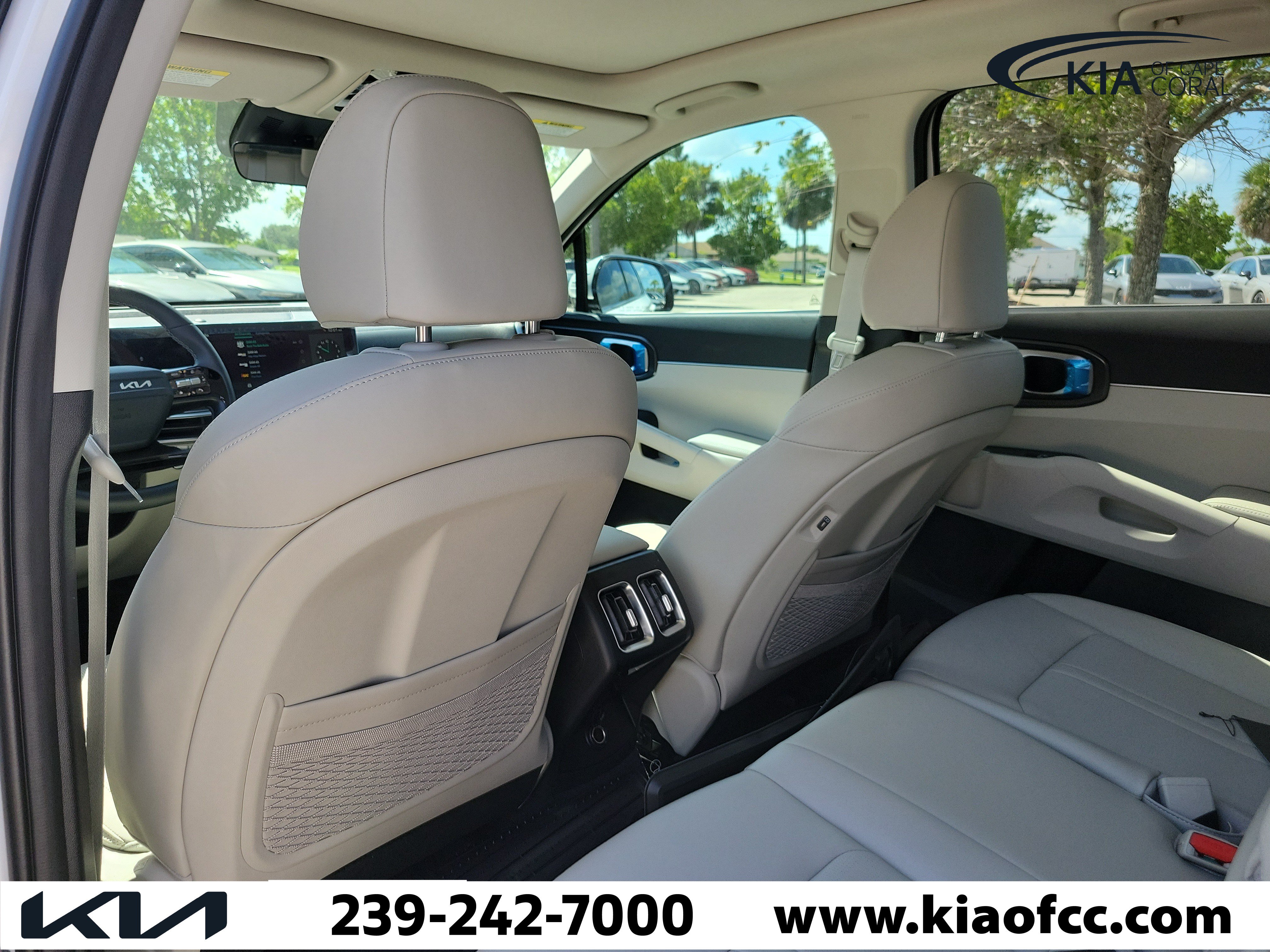 New 2026 Kia Sorento S w/ S Panoramic Sunroof Package FWD image 12