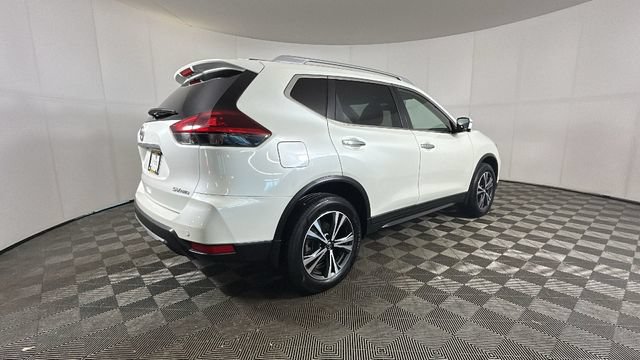 Used 2020 Nissan Rogue SV AWD/4WD image 3