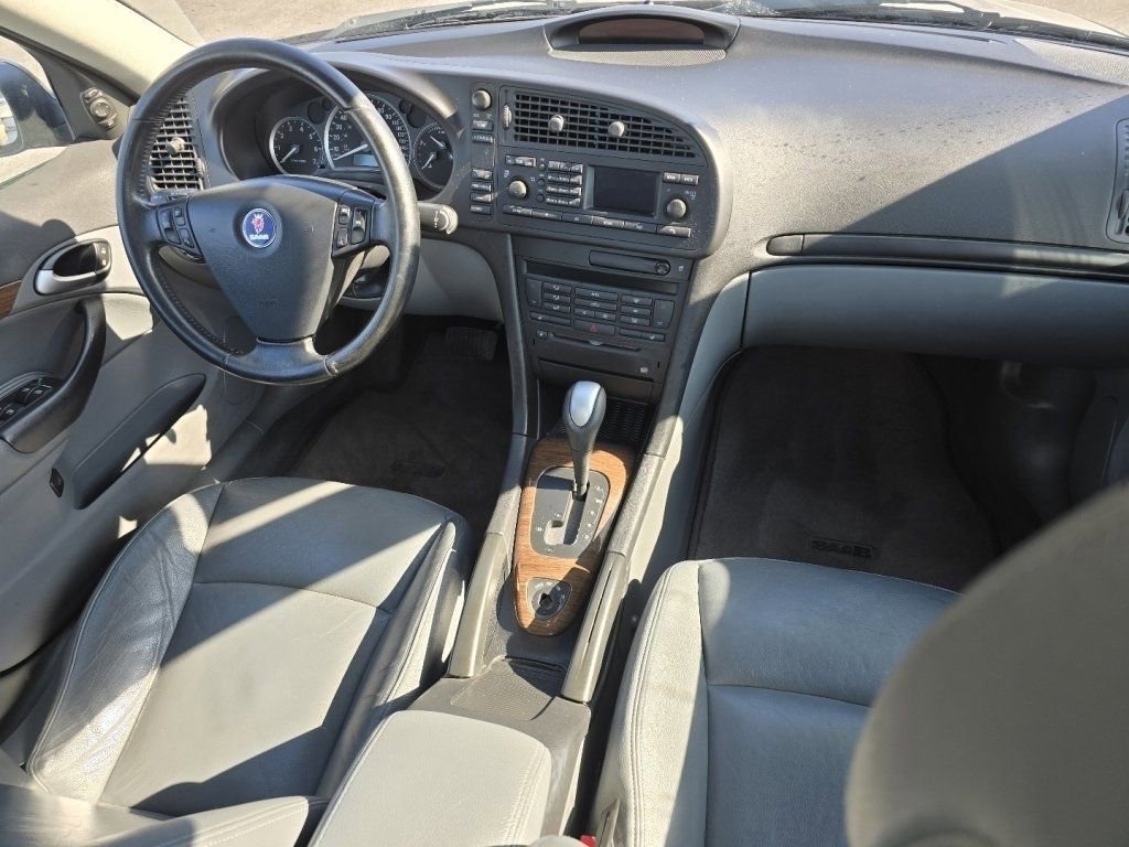 Used 2004 Saab 9-3 Arc image 14
