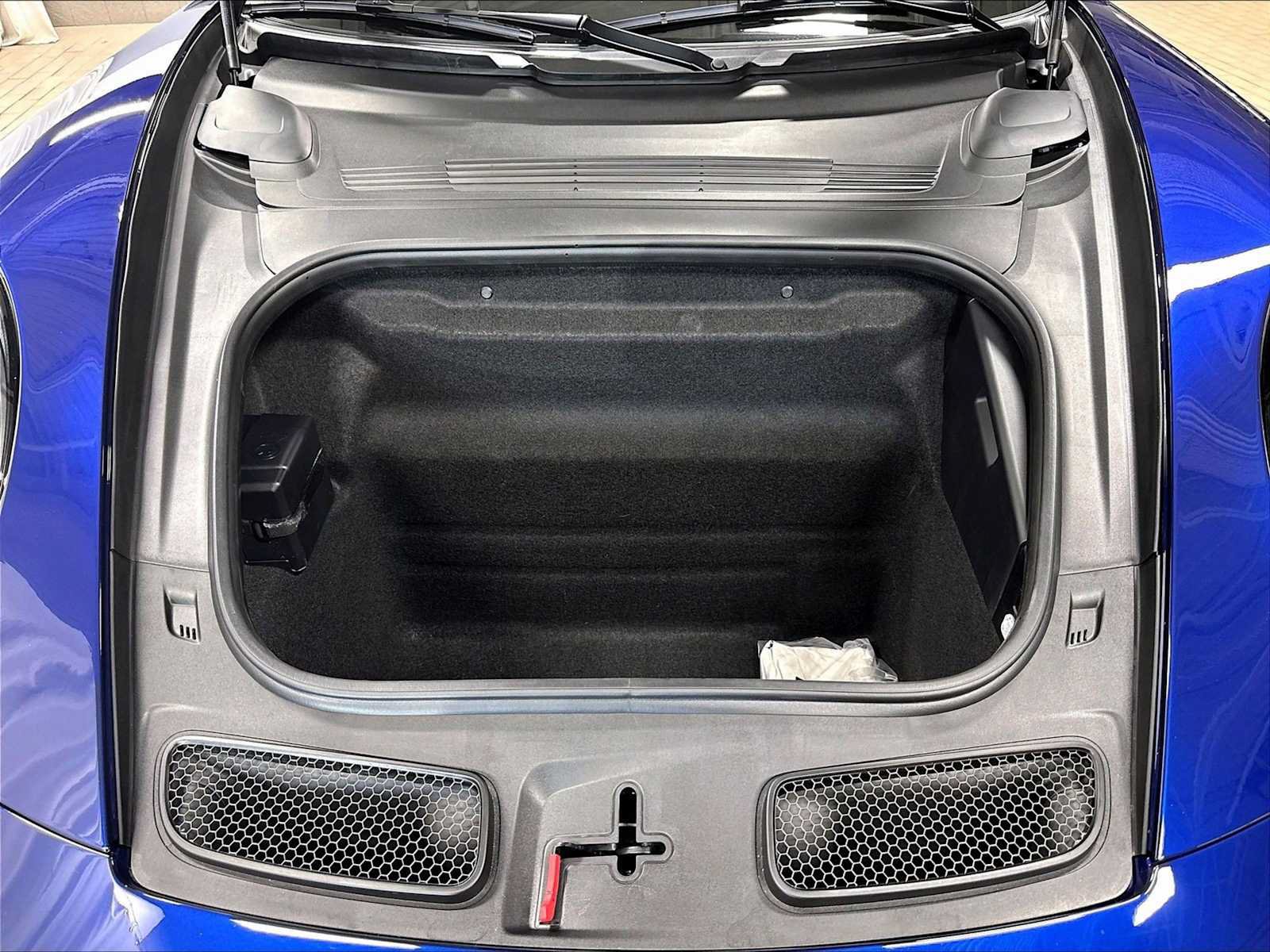 Used 2026 Porsche 911 GT3 RWD image 38