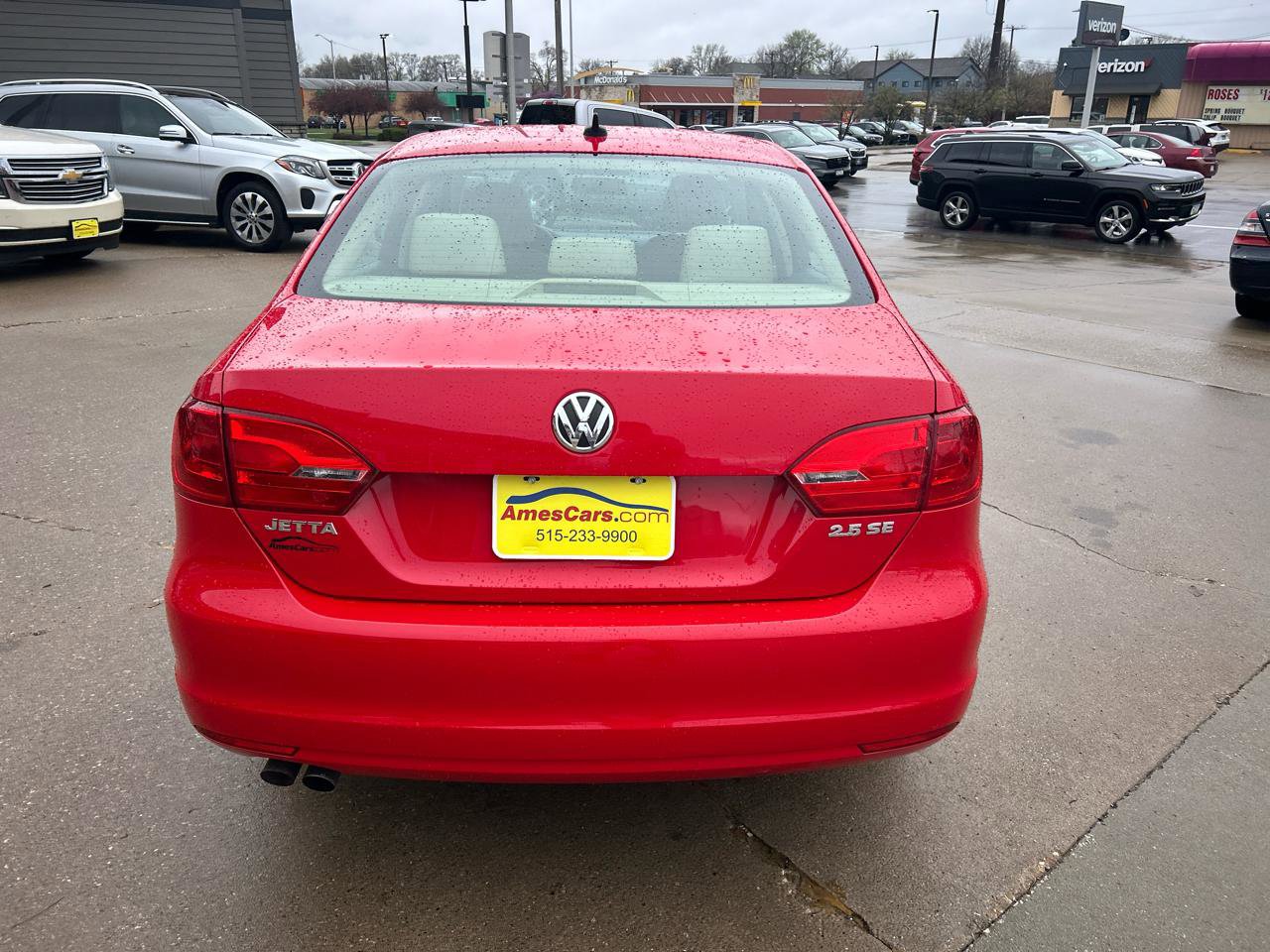 Used 2012 Volkswagen Jetta SE FWD image 4