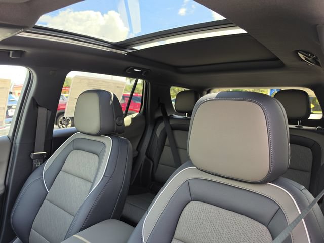 New 2027 Chevrolet Equinox LT w/ Convenience Package II FWD image 23