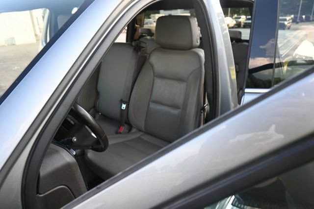 Used 2024 Chevrolet Silverado 3500 LTZ AWD/4WD image 18
