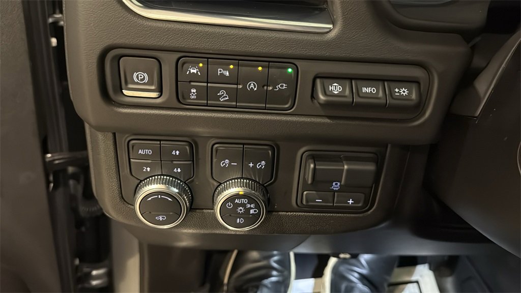 Used 2021 GMC Yukon AT4 w/ AT4 Premium Plus Package image 36