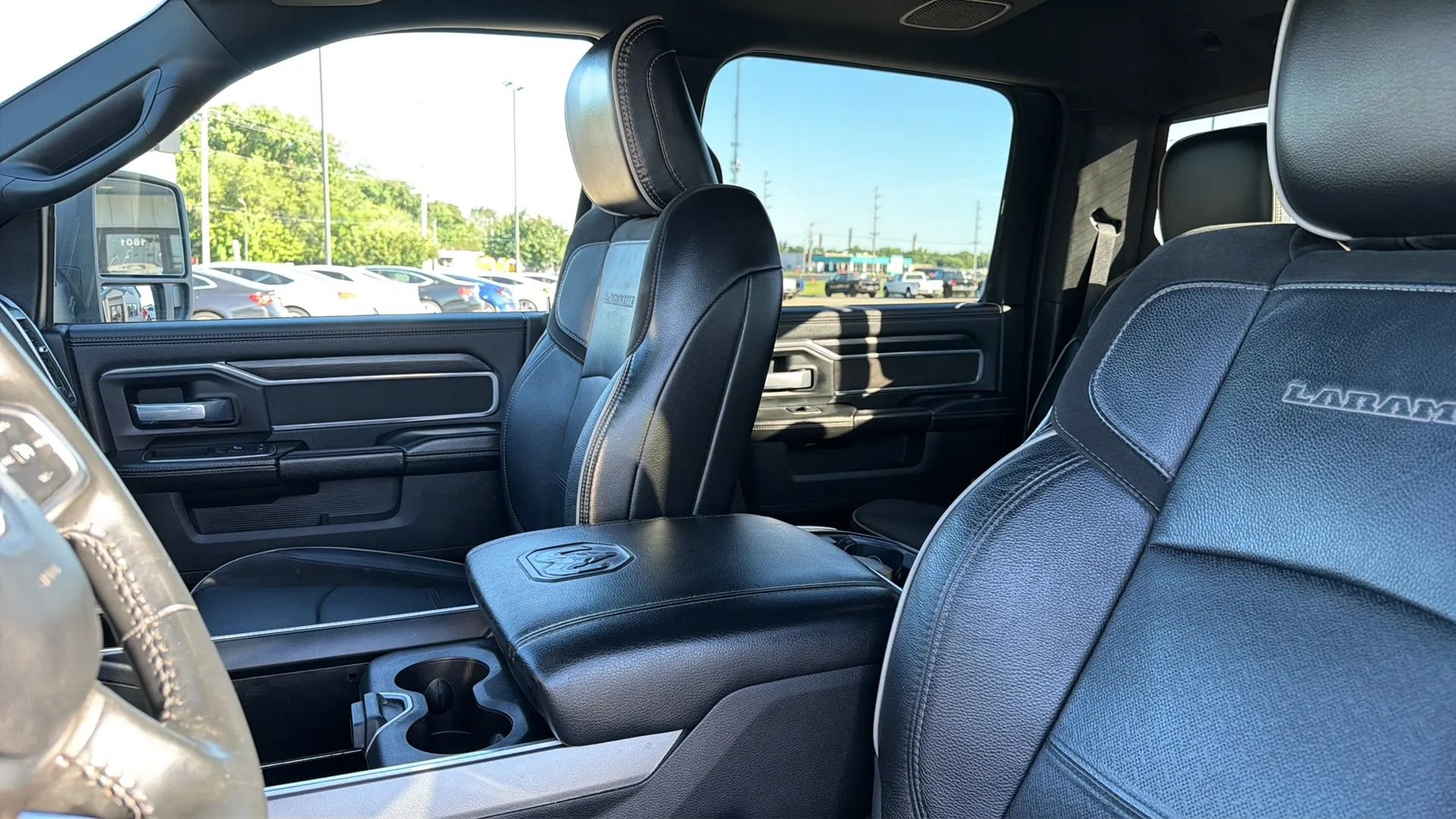 Used 2023 RAM 3500 Laramie AWD/4WD image 62
