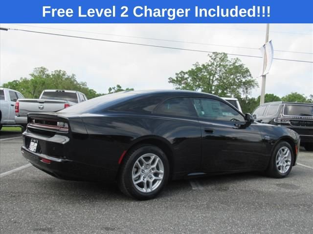 Used 2025 Dodge Charger R/T w/ Quick Order Package 25M R/T image 6