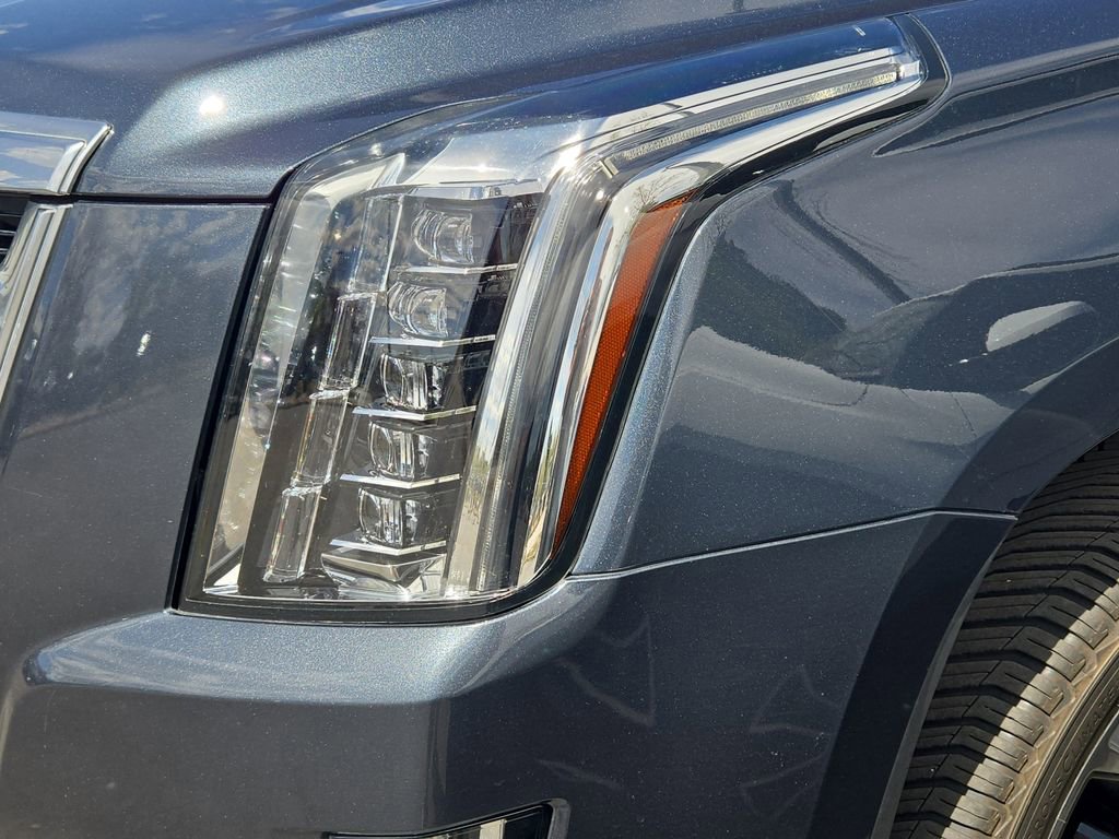 Used 2019 Cadillac Escalade Premium Luxury image 4