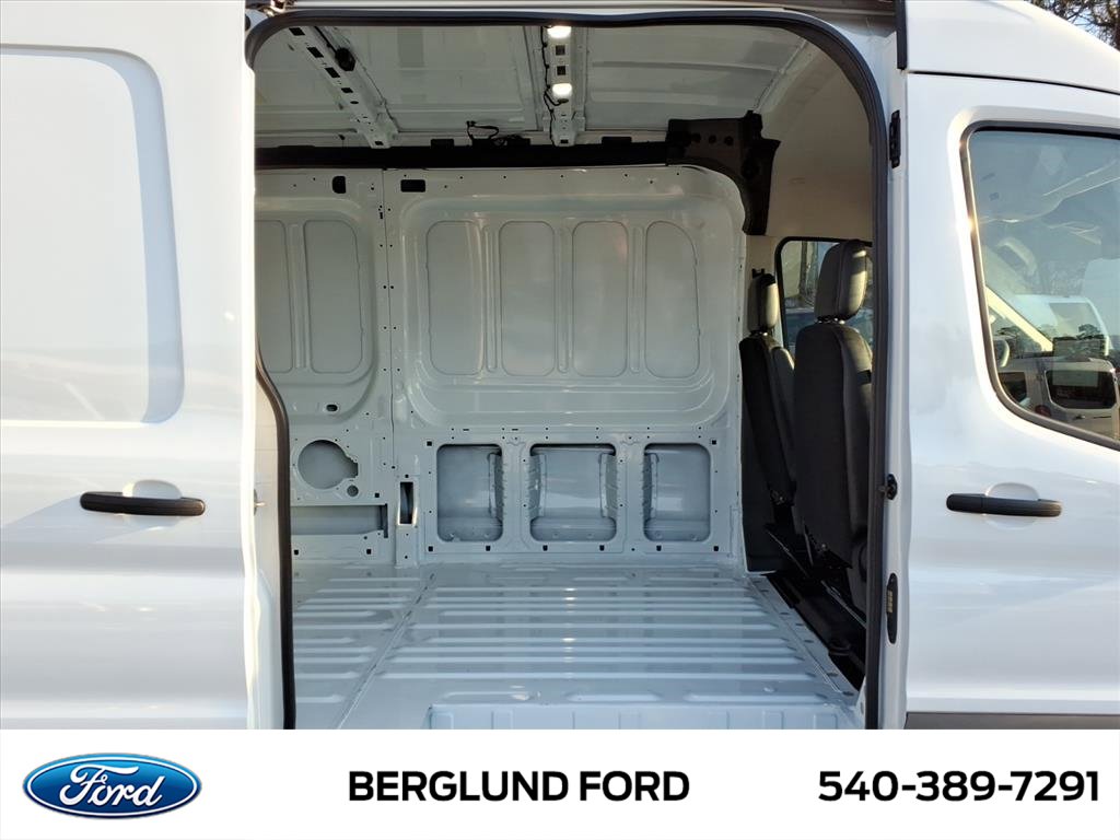 New 2026 Ford Transit 250 148 Medium Roof image 7