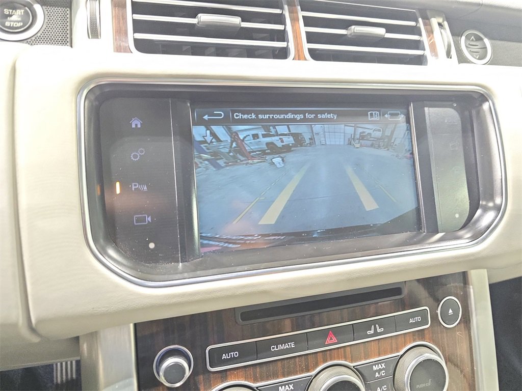 Used 2016 Land Rover Range Rover HSE image 24