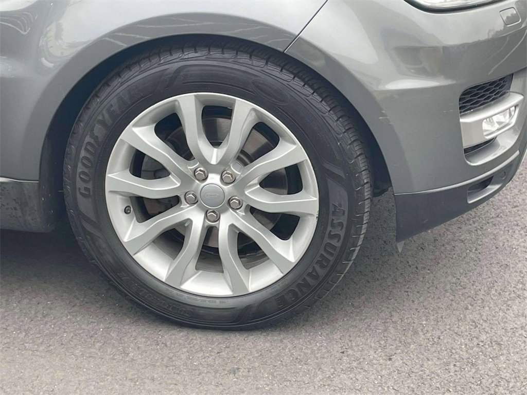 Used 2016 Land Rover Range Rover Sport HSE image 8