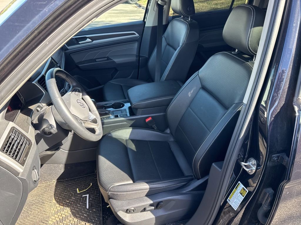 Used 2022 Volkswagen Atlas SE image 7