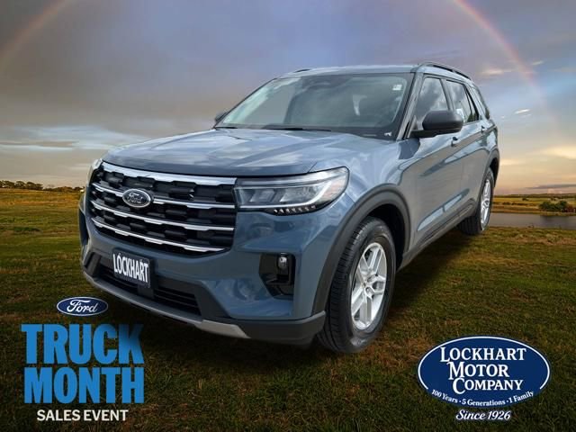 New 2026 Ford Explorer Active image 3