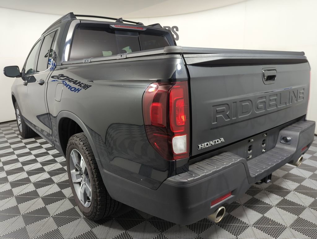 Certified 2025 Honda Ridgeline RTL image 2