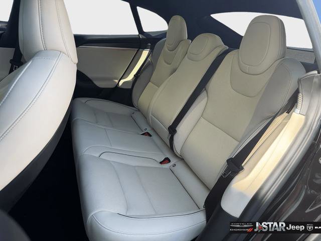 Used 2022 Tesla Model S Plaid image 28