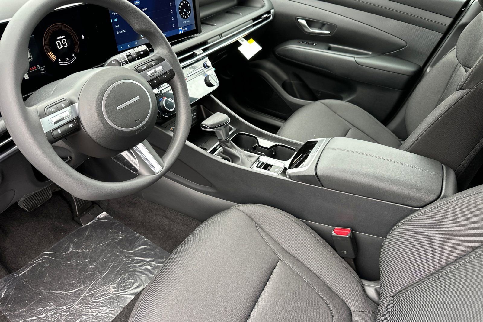 New 2025 Hyundai Tucson SEL image 9