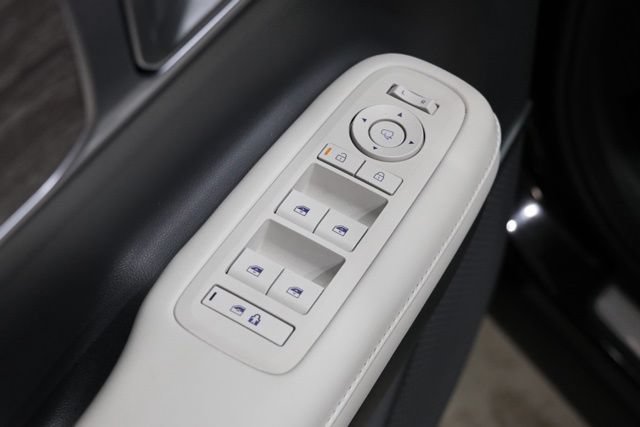 Used 2026 Hyundai Santa Fe Calligraphy AWD/4WD image 18