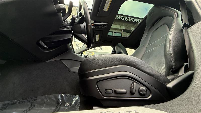 Used 2023 Porsche Panamera 4 Platinum Edition w/ Assistance Package image 11