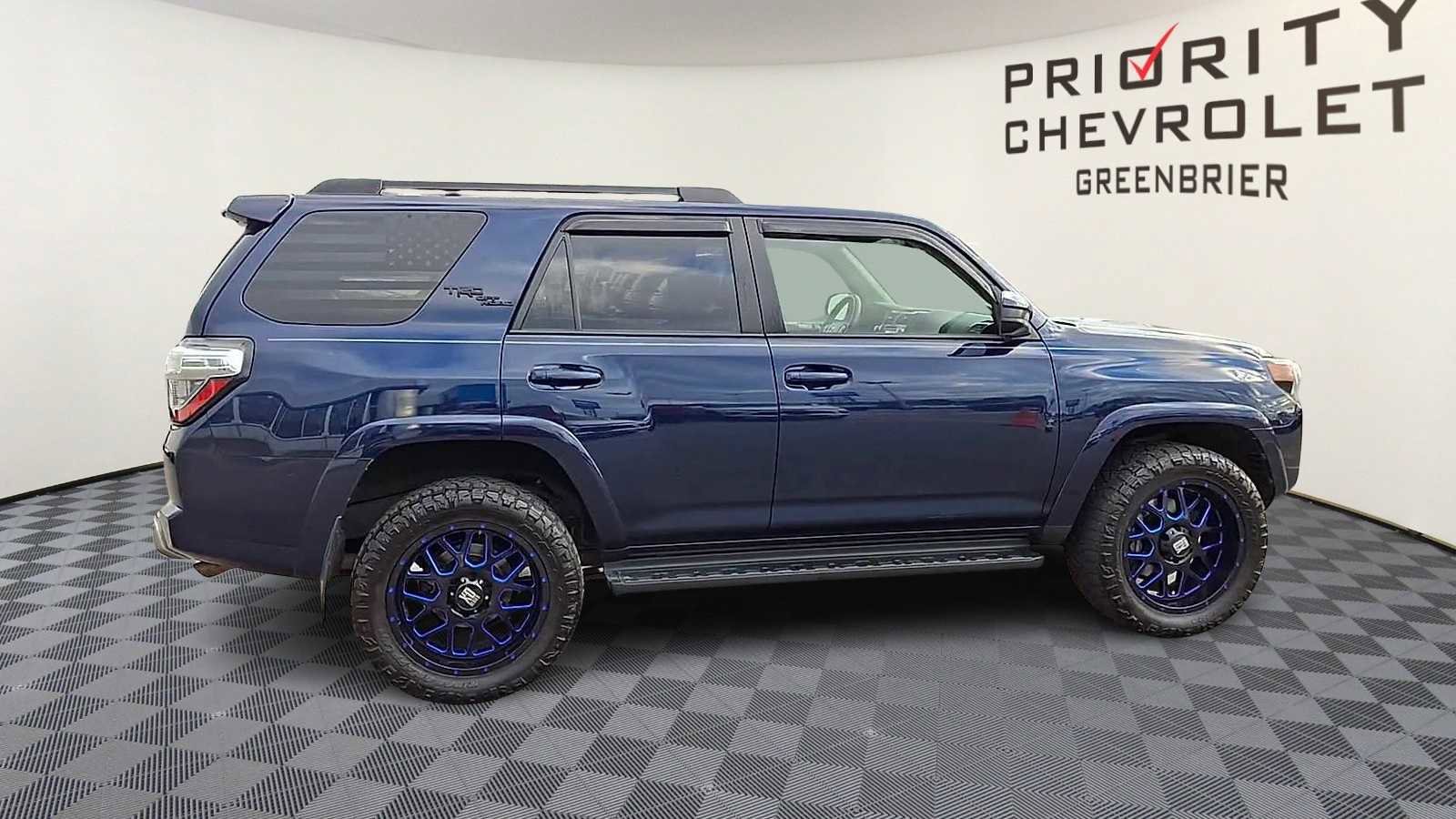 Used 2019 Toyota 4Runner TRD Off-Road w/ Wilderness Package image 9