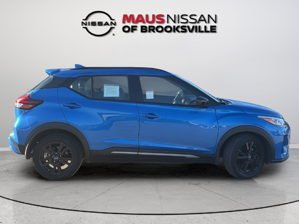 Certified 2024 Nissan Kicks SR w/ SR Premium Package FWD image 13