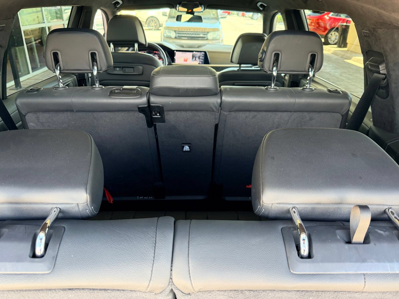 Used 2019 BMW X7 xDrive50i w/ M Sport Package AWD/4WD image 26