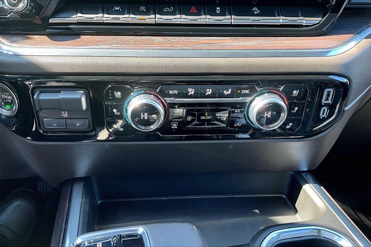 Used 2023 GMC Sierra 1500 SLT image 16