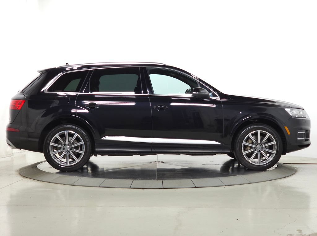 Used 2017 Audi Q7 3.0T Prestige w/ Prestige Package AWD/4WD image 12