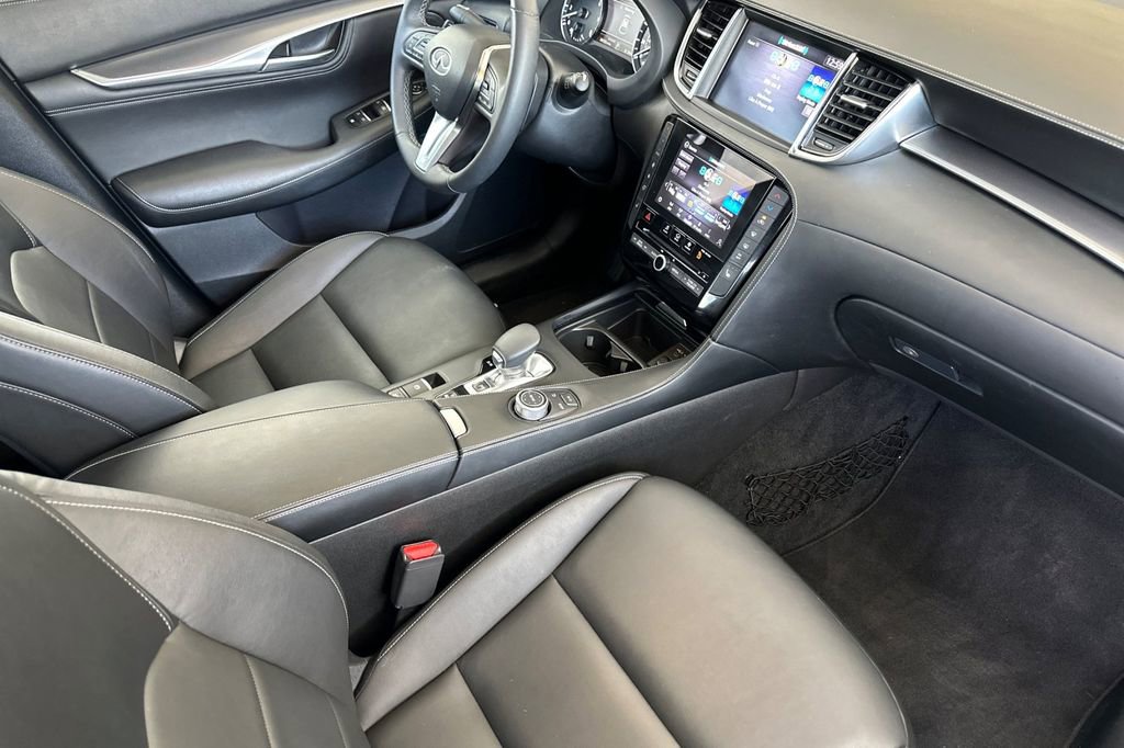 Used 2022 INFINITI QX55 Luxe w/ Cargo Package AWD/4WD image 16