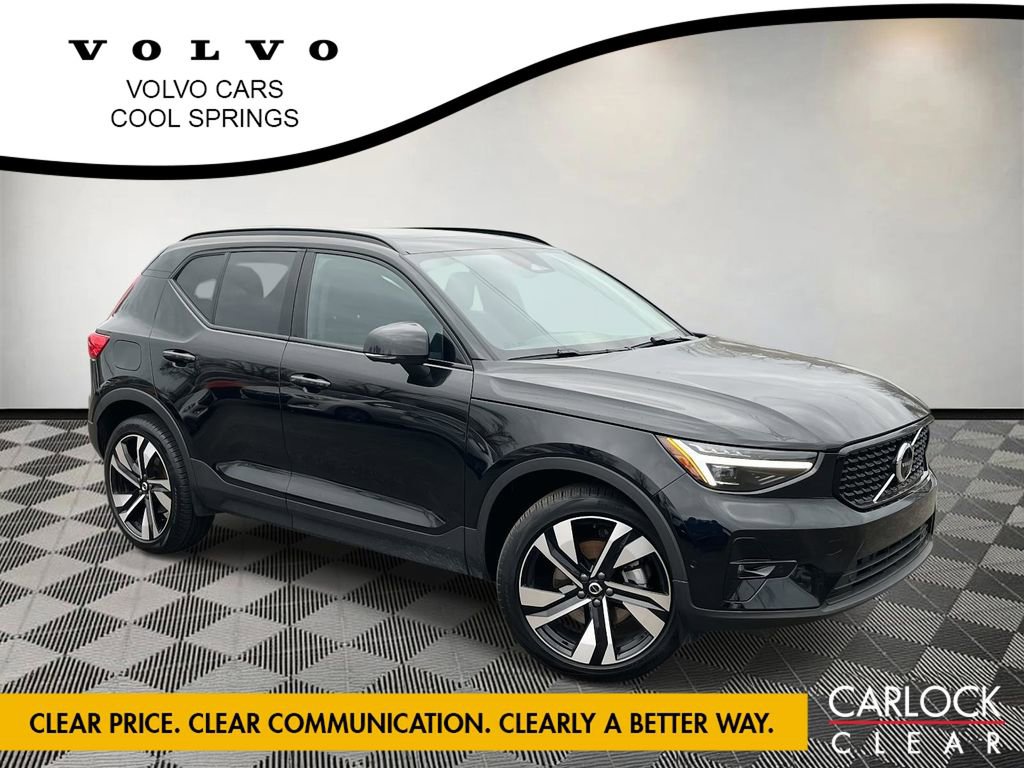 Used 2025 Volvo XC40 B5 Plus w/ Protection Package Premier