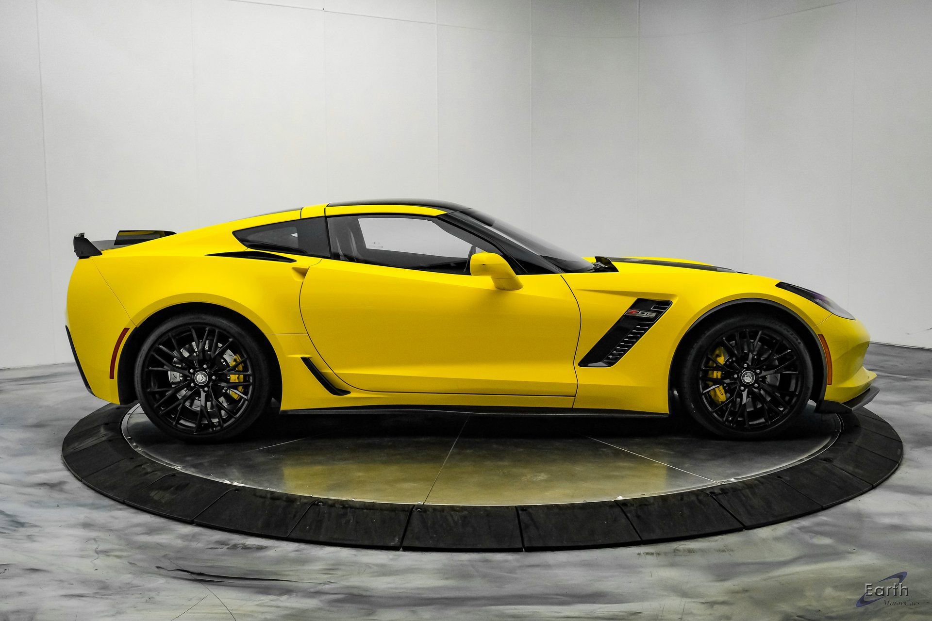 Used 2018 Chevrolet Corvette Z06 image 34