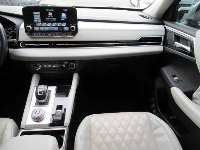Used 2022 Mitsubishi Outlander SEL image 14