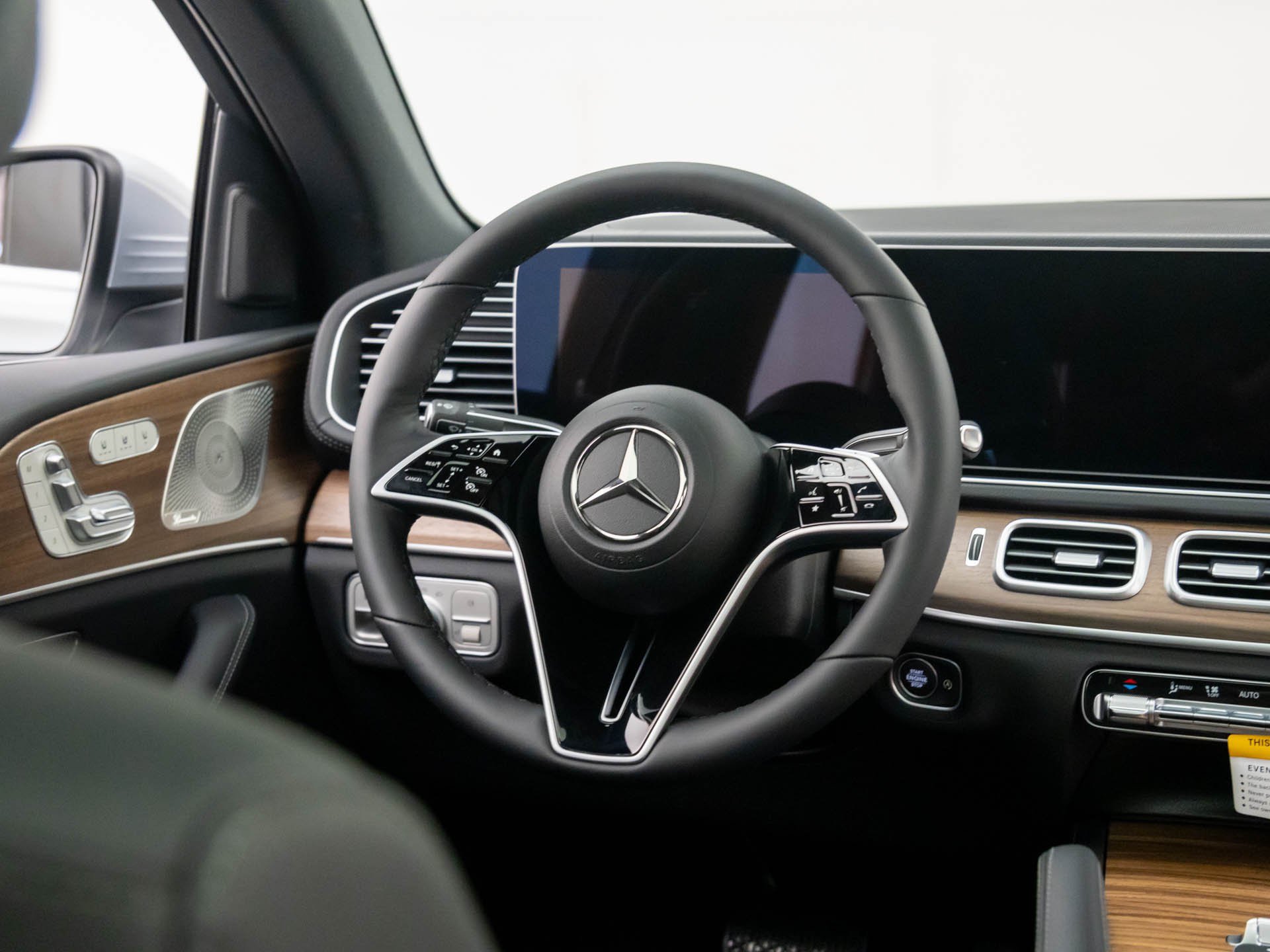 New 2026 Mercedes-Benz GLE 450 4MATIC Coupe image 10