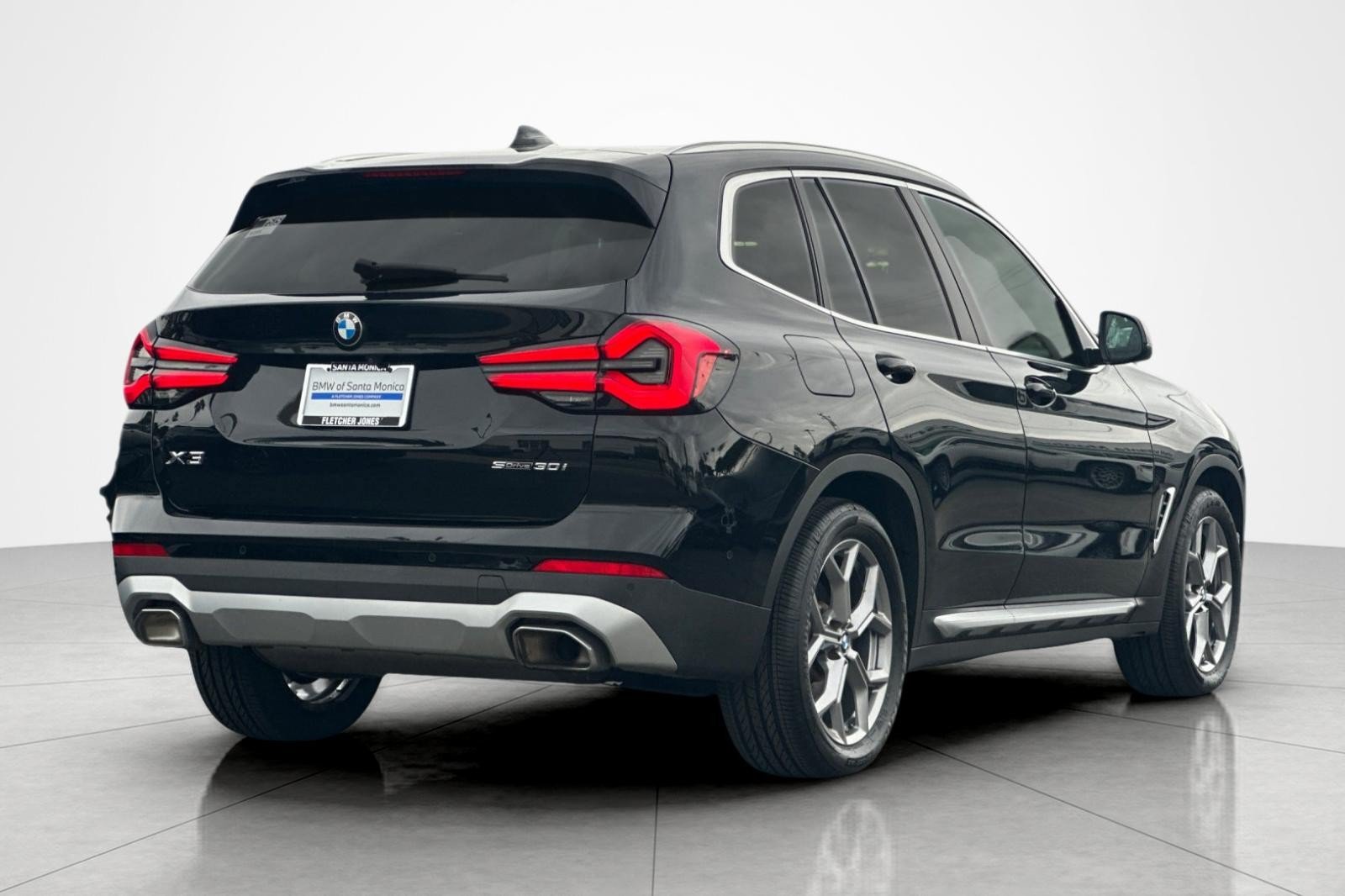 Used 2023 BMW X3 sDrive30i w/ Premium Package RWD image 5