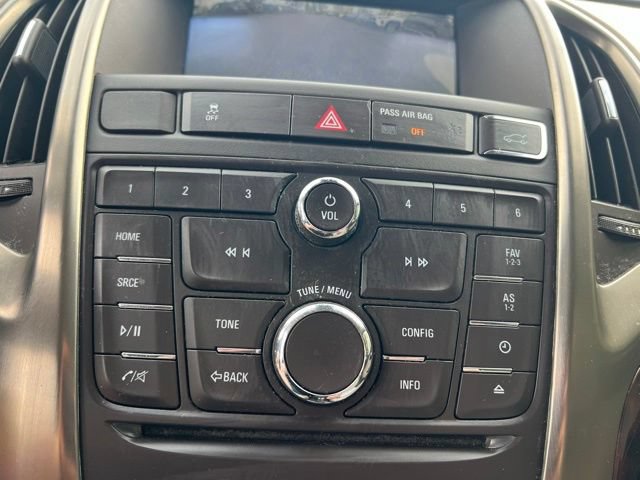 Used 2013 Buick Verano FWD image 19