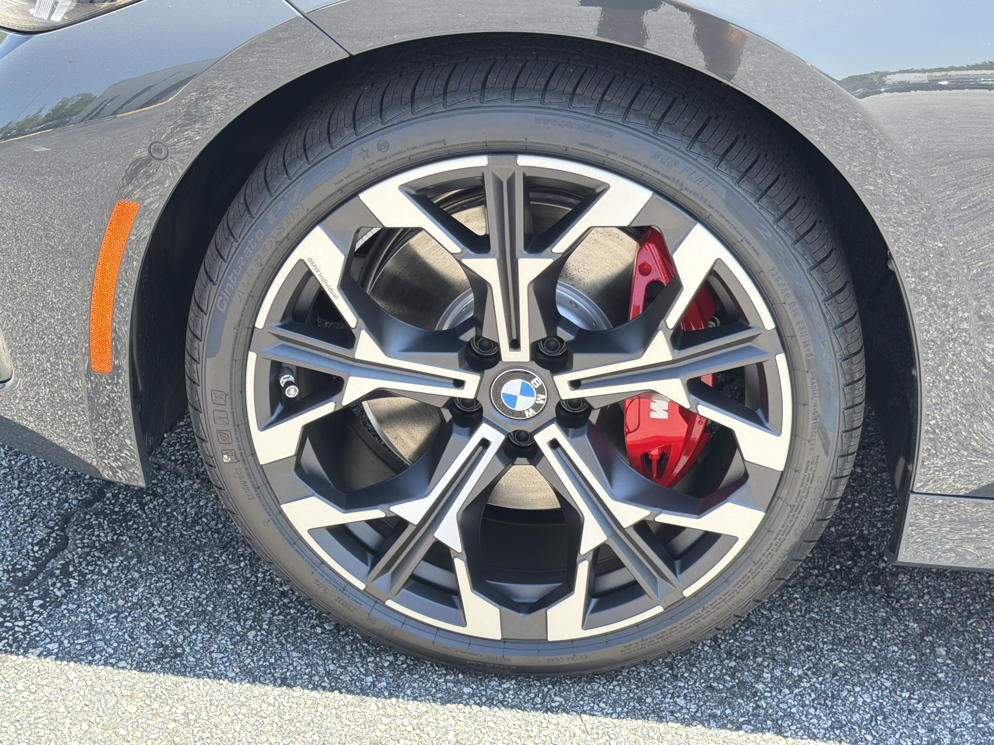 New 2026 BMW 330i Sedan w/ M Sport Package RWD image 28