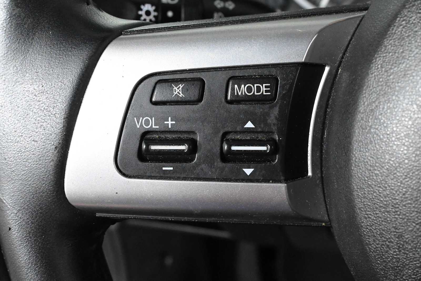 Used 2006 MAZDA MX-5 Miata Touring RWD image 16